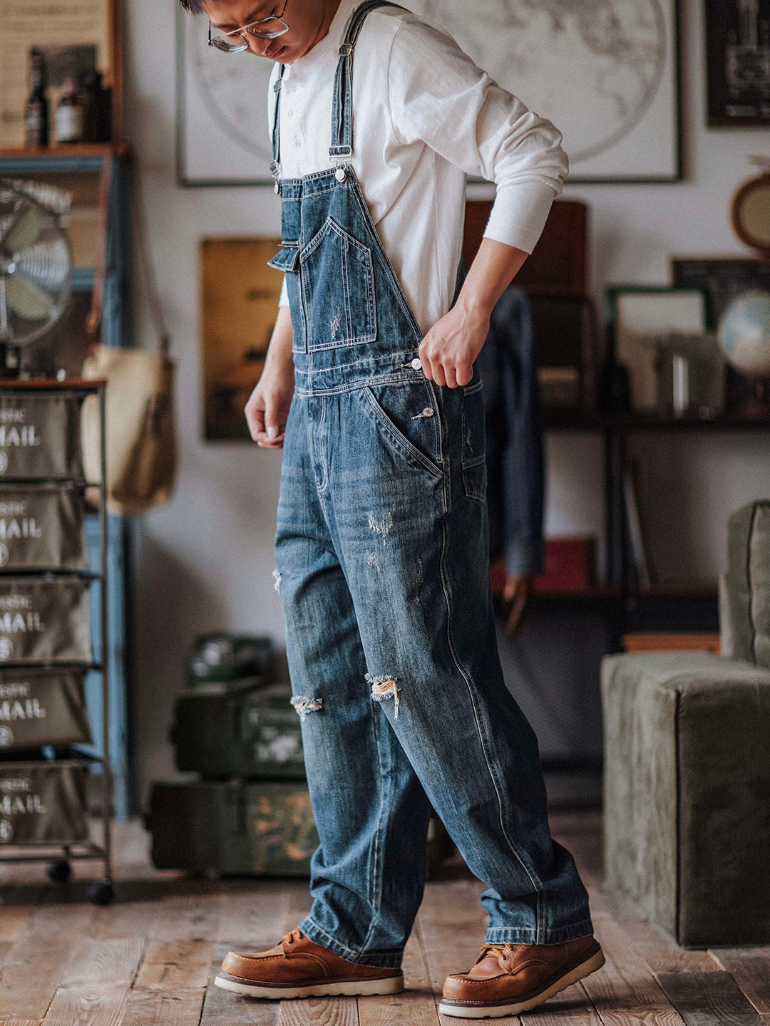 Latzhose aus Denim im Used-Look für Herren