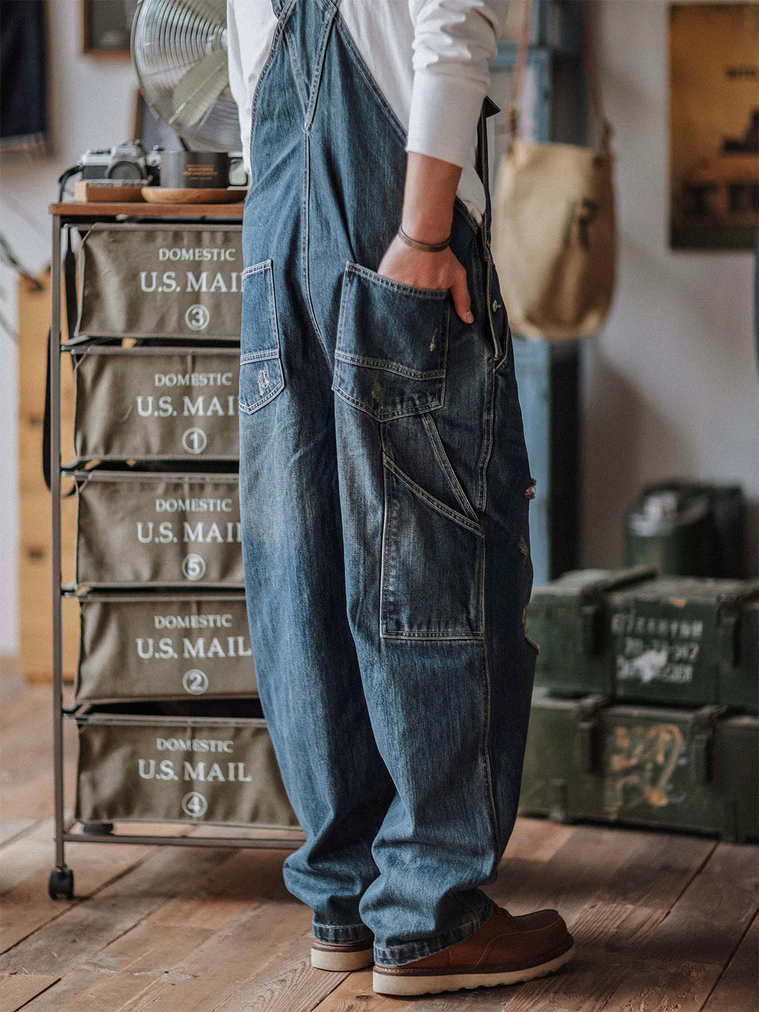 Latzhose aus Denim im Used-Look für Herren