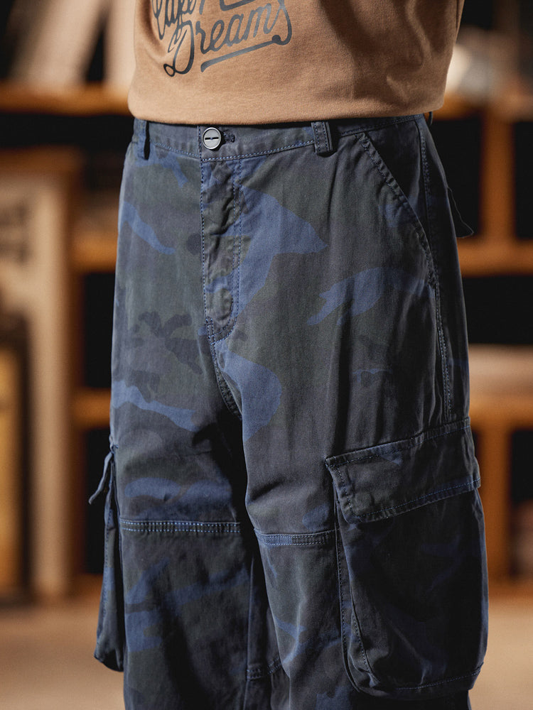 Herren-Cargohose im American Vintage-Stil mit Camouflage-Muster
