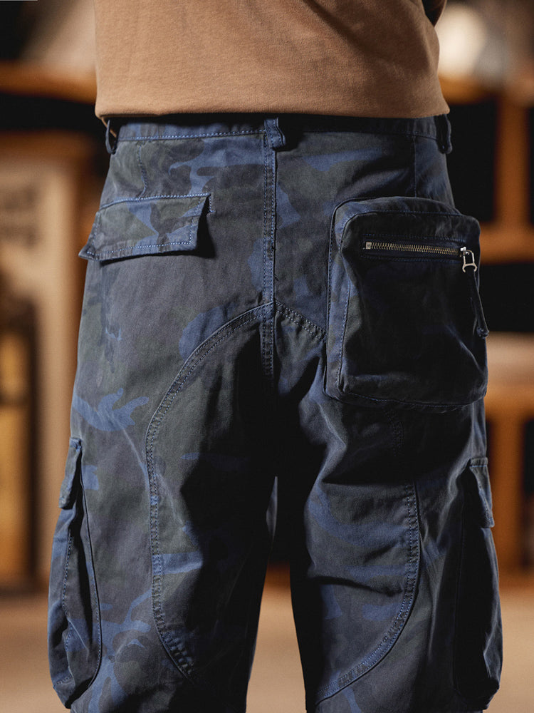 Herren-Cargohose im American Vintage-Stil mit Camouflage-Muster