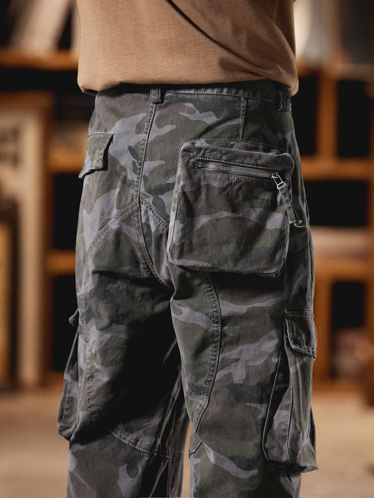 Herren-Cargohose im American Vintage-Stil mit Camouflage-Muster