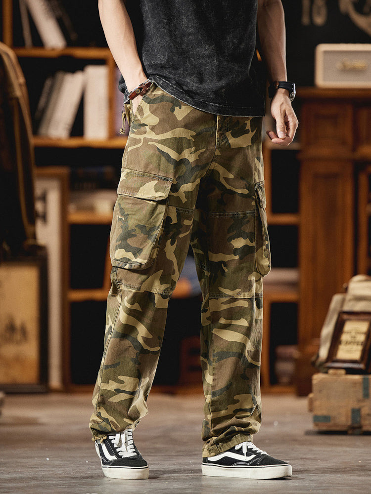 Herren-Cargohose im American Vintage-Stil mit Camouflage-Muster