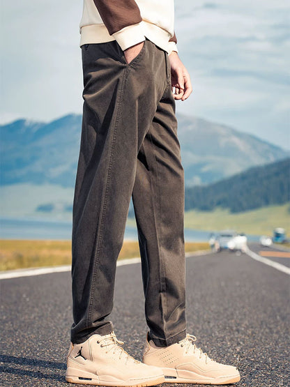 Locker geschnittene Outdoor‑Freizeithosen für Herren