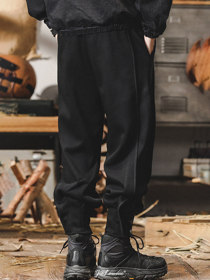 Herren-Jogginghose mit Knopfdetail und bequemem Bund