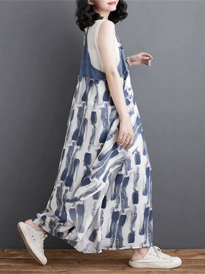 Latzkleid aus Denim mit Patchwork-Aquarellmuster