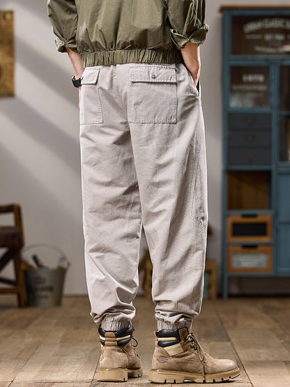 Lässige Herren-Jogginghose mit vielen Taschen