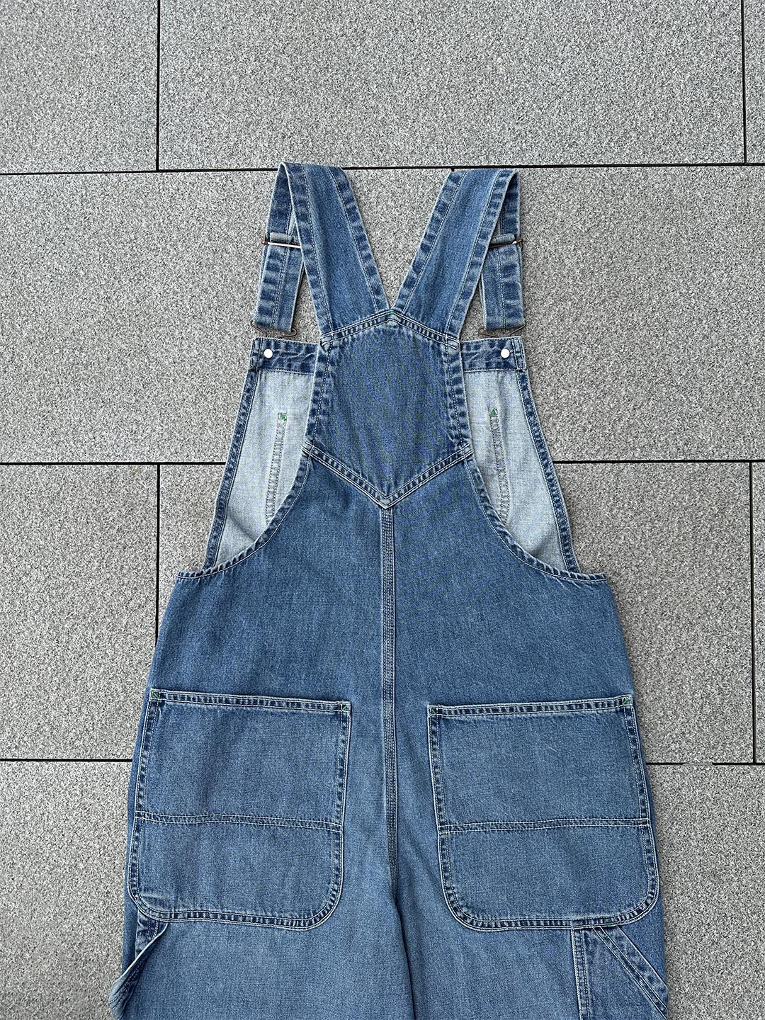 Salopette en jean pour femme