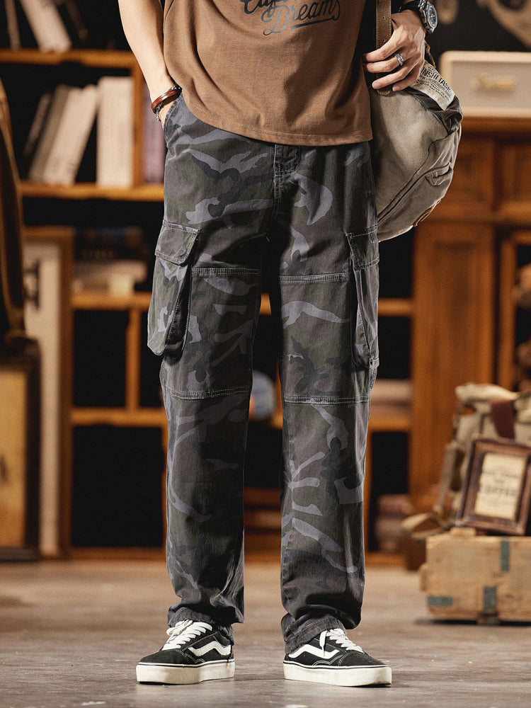 Herren-Cargohose im American Vintage-Stil mit Camouflage-Muster