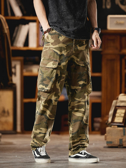 Herren-Cargohose im American Vintage-Stil mit Camouflage-Muster