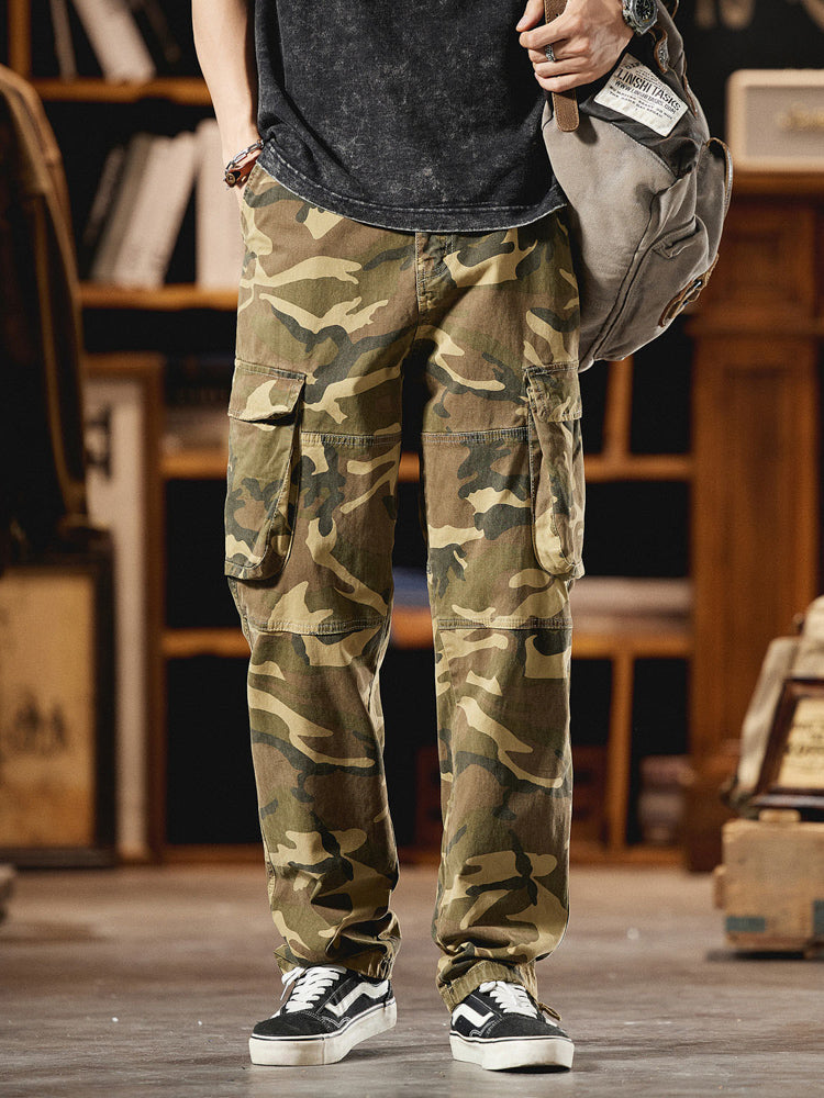 Herren-Cargohose im American Vintage-Stil mit Camouflage-Muster